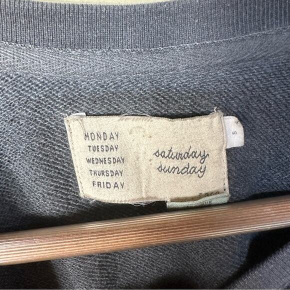 Anthropologie Saturday Sunday Graphic Cropped Sweatshirt Size Small - Picture 8 of 9